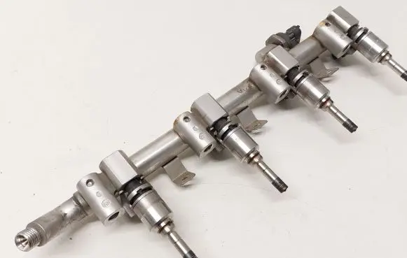 Fuel injectors set