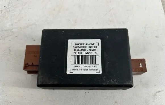 Citroen C4 II Picasso Alarm control unit/module 9673523380