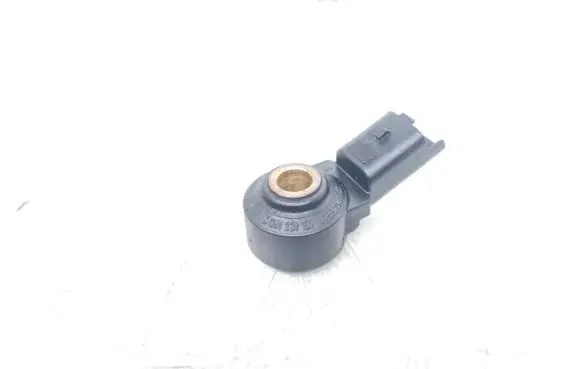 BMW 1 F20 F21 Detonation knock sensor 0261231197 V755211480