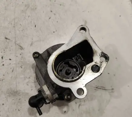 Renault Laguna II Vacuum pump D163322916