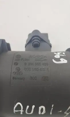 Audi A4 S4 B5 8D Mass air flow meter 059906461E 0281002429