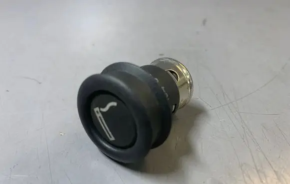 BMW 5 E60 E61 Cigarette lighter 8383214