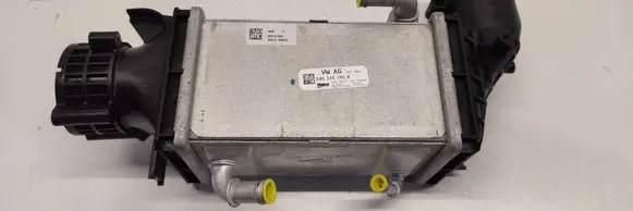 Volkswagen Tayron II Intercooler radiator 04E145785N