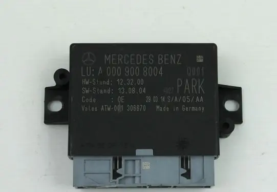 Mercedes-Benz E W212 Parking PDC control unit/module A0009008004