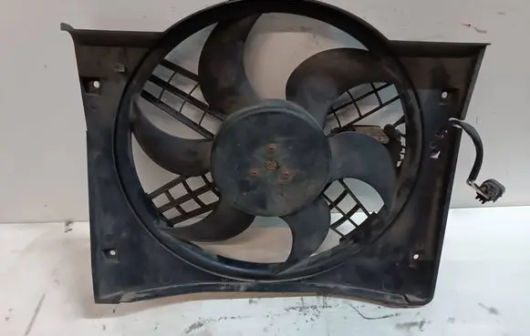 BMW 3 E46 Electric radiator cooling fan 0130303846