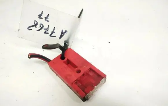 Audi A6 S6 C5 4B Fuse 8A0937530