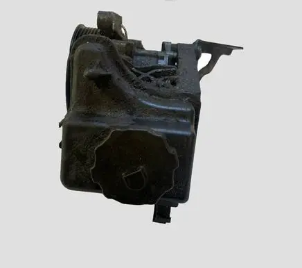 Mercedes-Benz Sprinter W906 Power steering pump A0064667601 7693900525