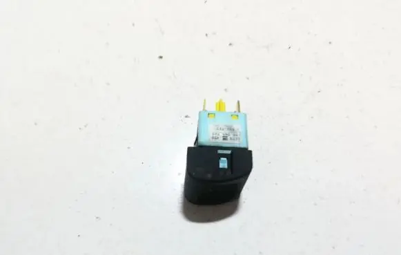Windscreen/window heater switch