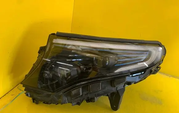 Mercedes-Benz EQC Headlight/headlamp A2939067500