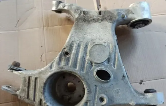 Land Rover Discovery 5 Rear control arm FK725B530AG