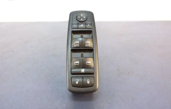 Jeep Grand Cherokee Electric window control switch 