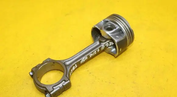 Renault Megane III Piston with connecting rod 72L71