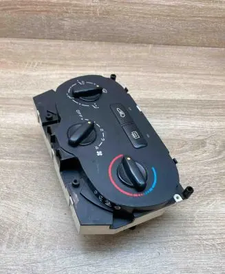 Peugeot 307 Climate control unit 147140000 1848819140