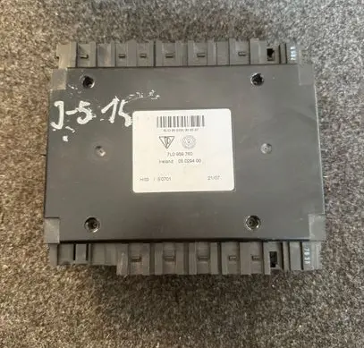 Volkswagen Touareg I Seat control module 7L0959760 05029400 050294000307