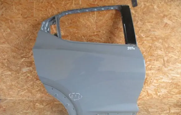 Nissan Juke II F16 Rear door 