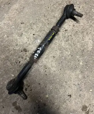 Nissan Terrano Steering tie rod 