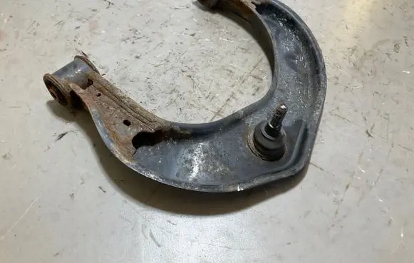 Volkswagen Amarok Front upper control arm/wishbone 