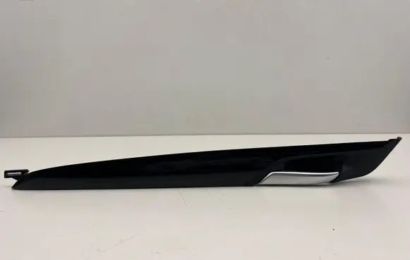 BMW X2 F39 Front door trim bar 7399636