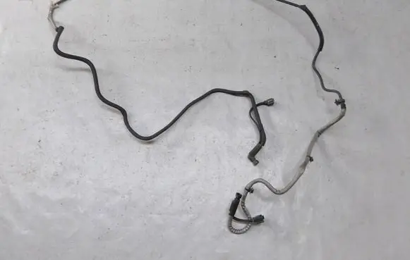 Opel Grandland X Fuel line pipe
