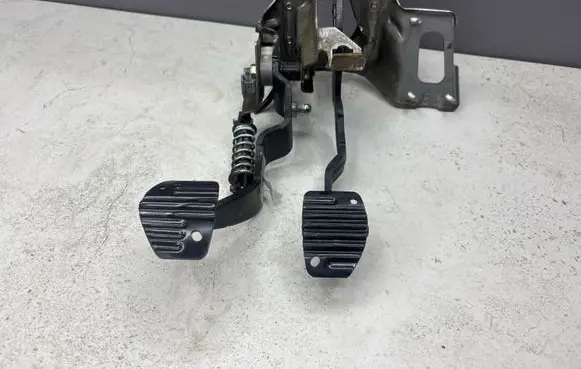Citroen Berlingo Brake pedal 0943201206