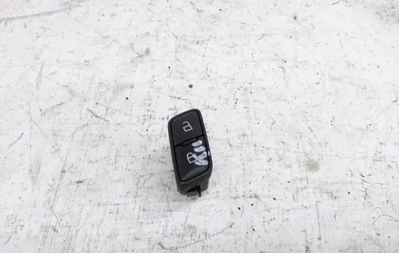Central locking switch button