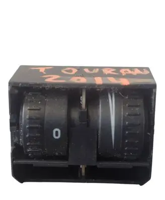 Volkswagen Touran II Headlight level height control switch 1T0941333C