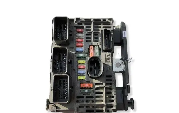 Citroen C4 I BSM Control unit 9661682980 BSML1100 S118983011A