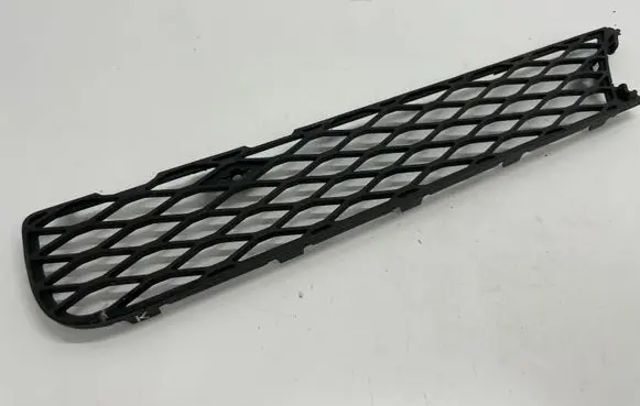 Mercedes-Benz R W251 Front bumper lower grill