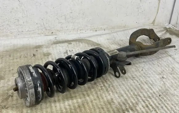 BMW 5 F10 F11 Front shock absorber with coil spring 6784014 F10V546BLX 814904006764