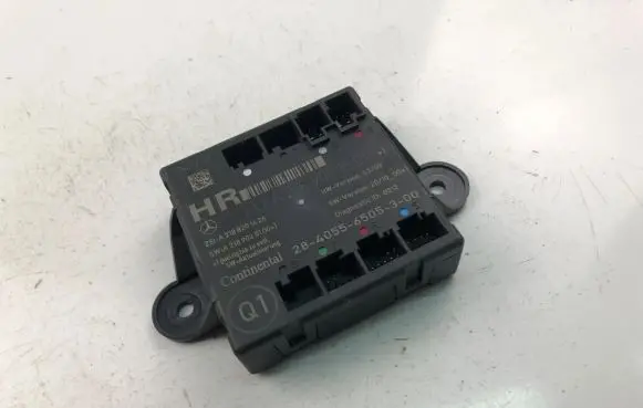 Mercedes-Benz CLS C218 X218 Door control unit/module A2189001501