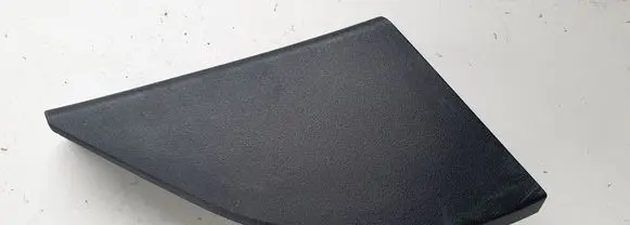Toyota RAV 4 (XA40) Front door glass trim molding