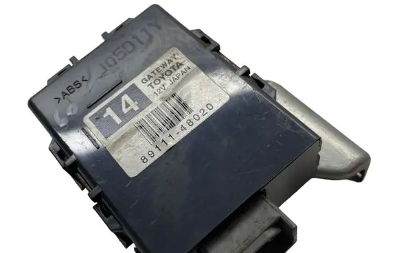 Lexus RX 330 - 350 - 400H Gateway control module 8911148020