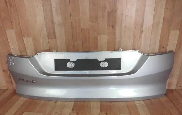 Ford Focus Tailgate trim BM51N425A30A