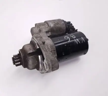 Volkswagen PASSAT B6 Starter motor 02Z911023E 1005831329