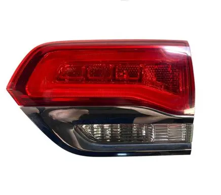 Jeep Grand Cherokee Tailgate rear/tail lights 68110046AD P68110046AD