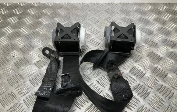 Audi A1 Rear seatbelt 8X0857805D