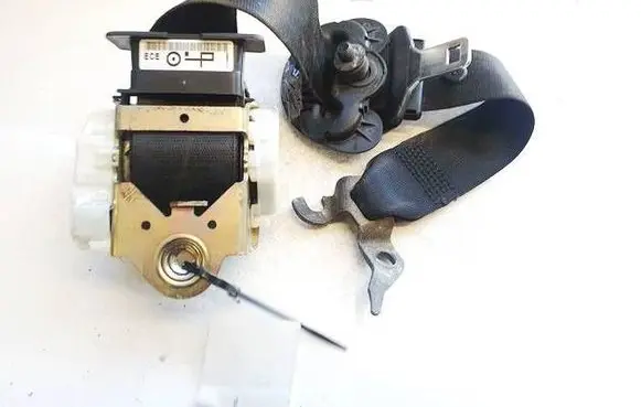 Opel Meriva B Front seatbelt 33017492 33017492b
