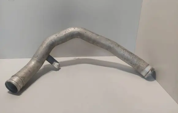 Intercooler hose/pipe