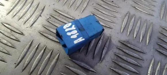 Nissan Primera Other relay 252309f920 4ra007813-03