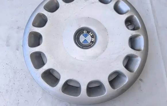 BMW 5 E39 R15 wheel hub/cap/trim 36131093324