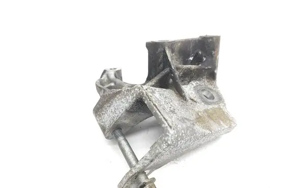 Volvo S90, V90 Engine mounting bracket 31430490