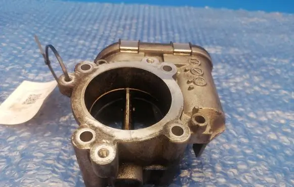Mercedes-Benz CLS C219 Throttle valve A6420900070