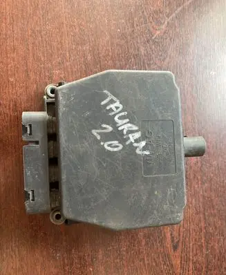 Volkswagen Touran I Turbo solenoid valve 600906625
