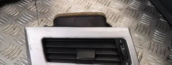 BMW 5 E60 E61 Dashboard side air vent grill/cover trim 14121810