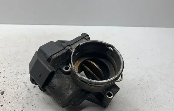 Volkswagen PASSAT B6 Throttle valve A2C53249824 03G128063G