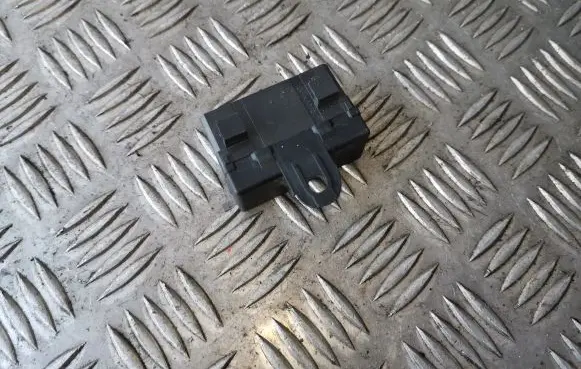 Volvo XC90 Seat heating relay 30795503 07W395