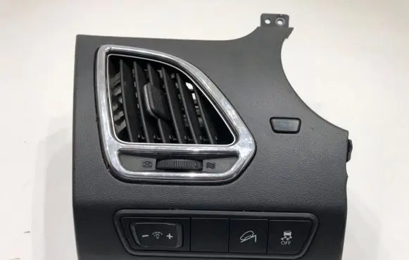 Hyundai ix35 Rear air vent grill