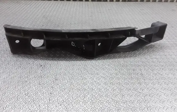 Volkswagen Touran I Front bumper mounting bracket 1T0807890