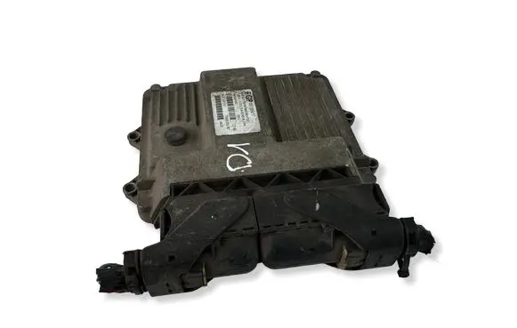 Fiat Punto (199) Engine control unit/module 55195817 4R6SVFKAE 7160005300