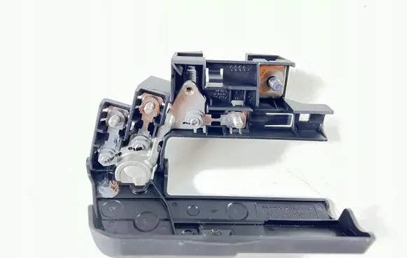 Audi TT TTS RS Mk3 8S Tail light bulb cover holder 8S0915459